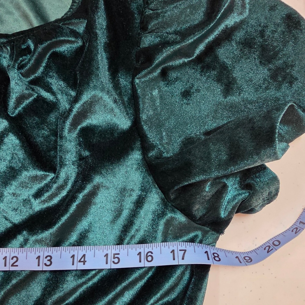 French Connection Womens Emerald Green Velvet Smocked Mini Dress Medium NWT - Picture 6 of 7